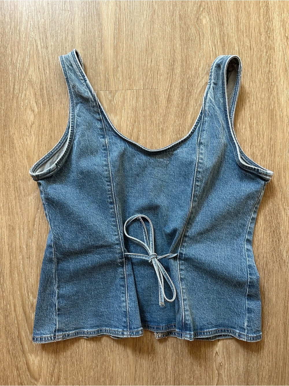 Abercrombie Tie-Back Scoop Neck Denim Vest - Picture 5 of 5